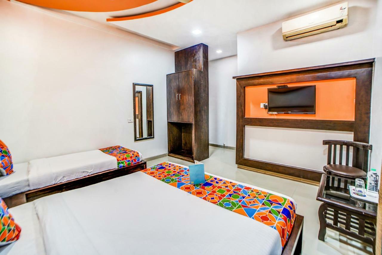 Fabhotel The Adore Palace Mumbai Exteriör bild